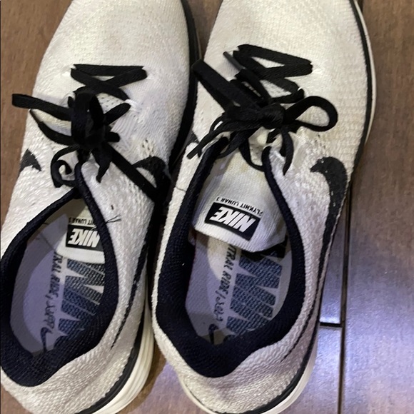 Nike runners - Picture 2 of 4